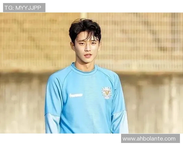 韩国足球明星展现不犯规精神引领赛场新风尚